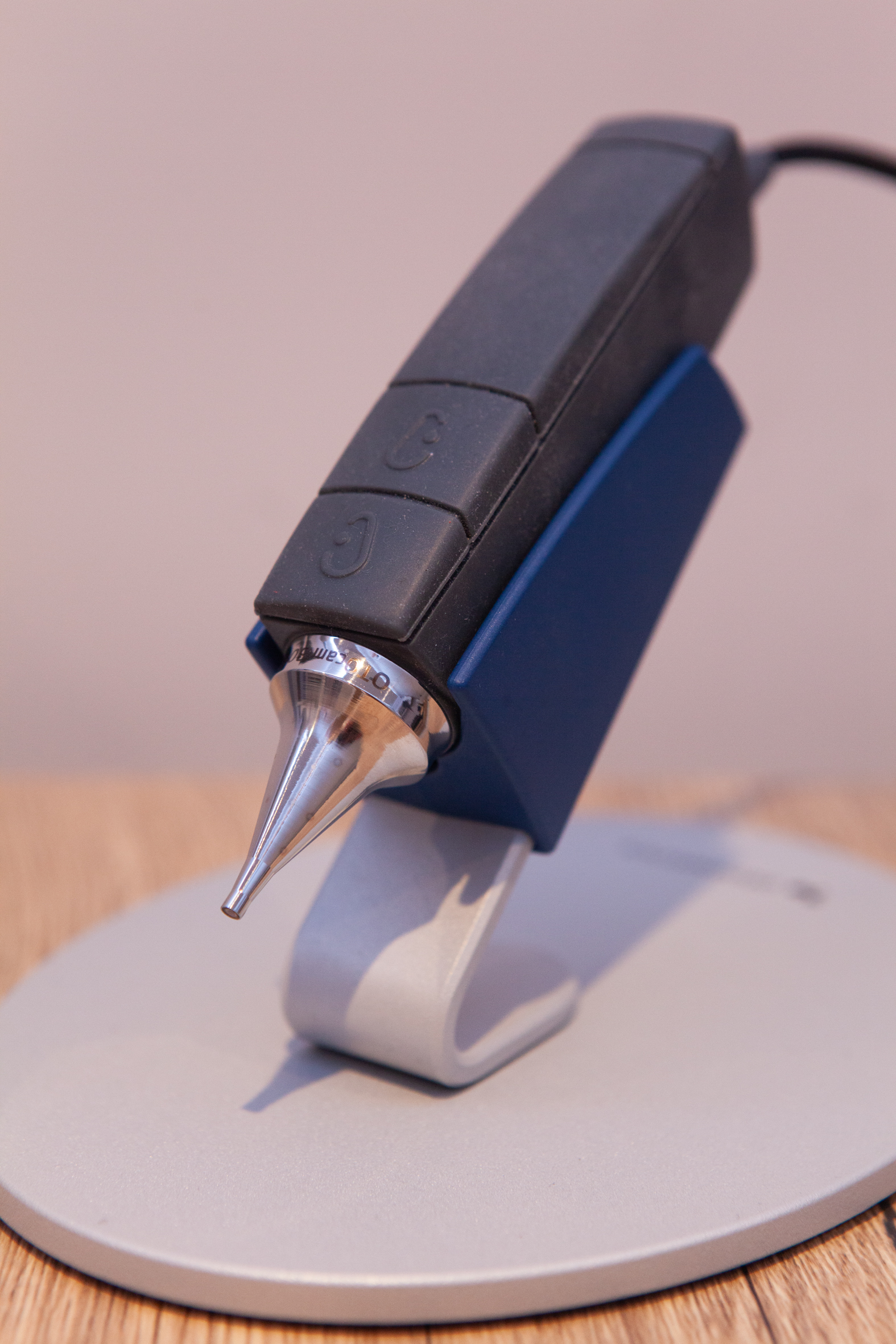 Ear Wax removal microsuction tool